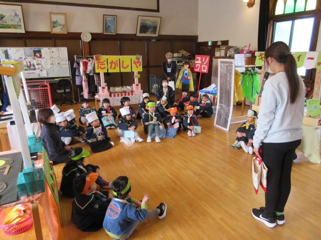 お店やさんごっこ